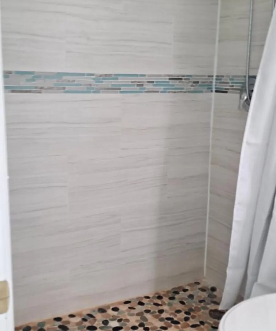 Newly Remodeled Luxury Beachfront 2-Bedroom Condo Freeport 0*,  Bahamas