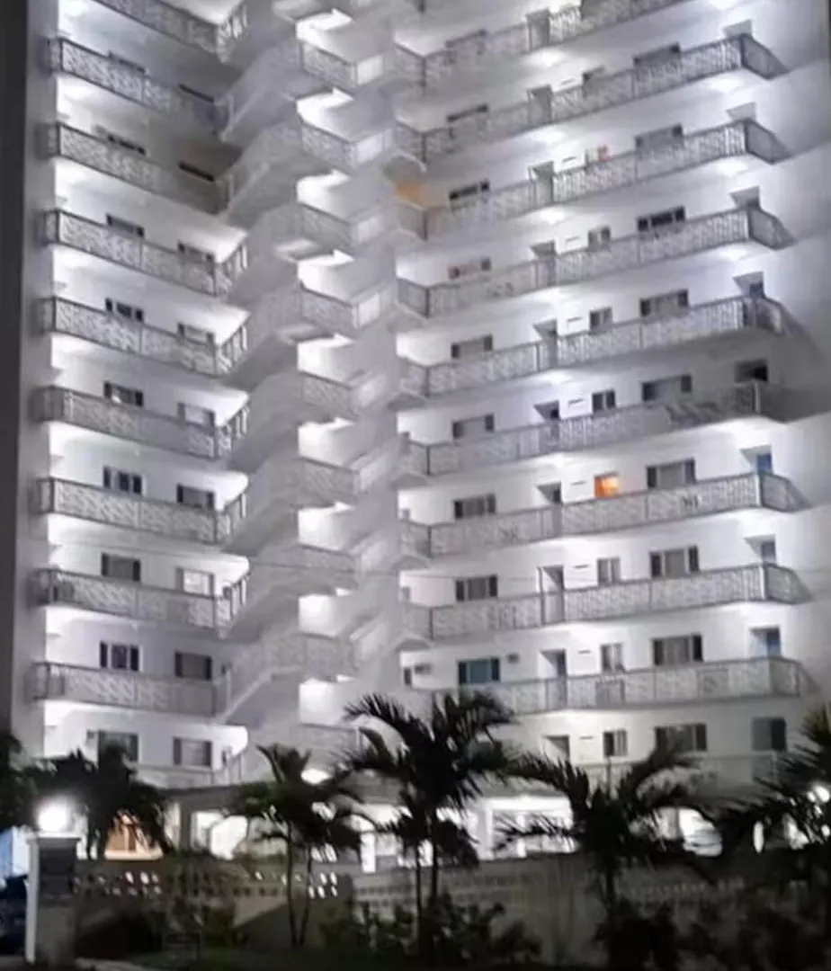 Newly Remodeled Luxury Beachfront 2-Bedroom Condo فريبورت شقة